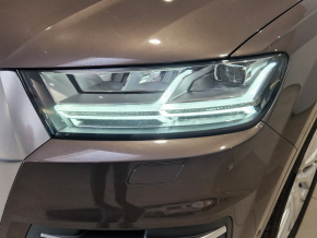 Audi Q7 3.0 TDI quattro thumbnail