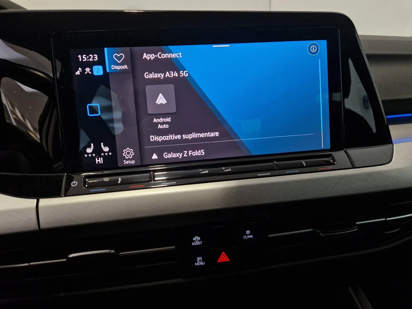 VW Noul Golf Life 1.5 eTSI ACT DSG mild hyb