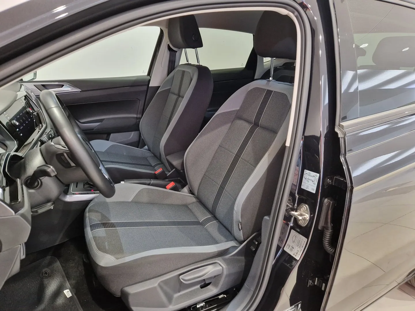 VW Noul Polo Highline 1.0 TSI DSG, 4 usi