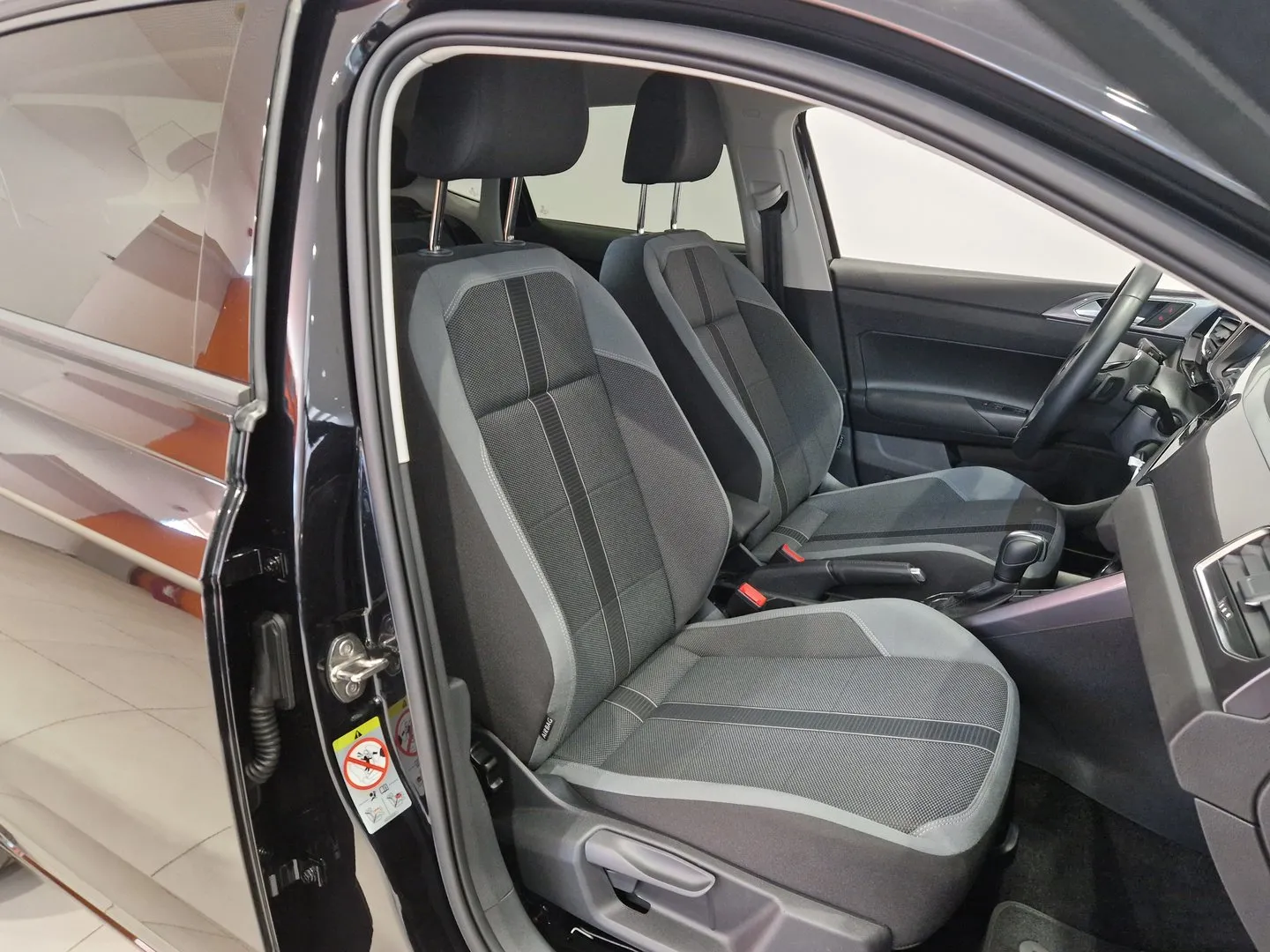 VW Noul Polo Highline 1.0 TSI DSG, 4 usi