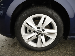 VW Golf Life TDI DSG thumbnail