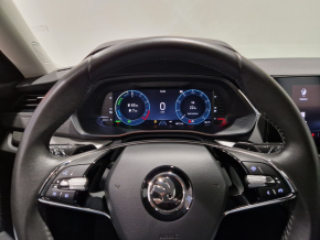 Škoda OCTAVIA Combi Ambition iV DSG thumbnail