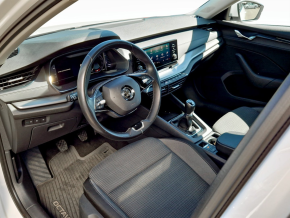 Škoda Octavia Ambition 2.0 TDI thumbnail