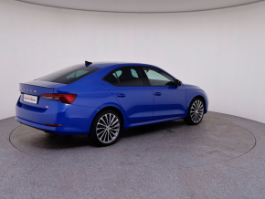 Škoda OCTAVIA Premium iV DSG thumbnail