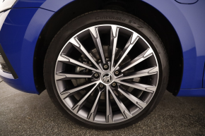 Škoda OCTAVIA Premium iV DSG thumbnail