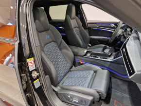 Audi RS6 Avant performance quattro thumbnail