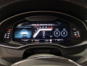 Audi RS6 Avant performance quattro thumbnail