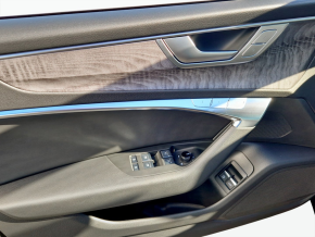 Audi A6 Limousine 50 TFSI e quattro Sport thumbnail