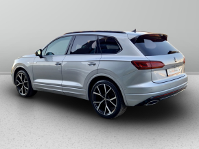 VW Touareg R-Style V6 TDI thumbnail
