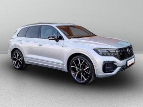 VW Touareg R-Style V6 TDI thumbnail