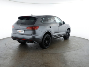 VW Touareg R-Style V6 TDI thumbnail