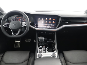 VW Touareg R-Style V6 TDI thumbnail