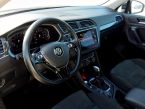 VW Tiguan Highline 2,0 TSI  DSG 4Mot thumbnail