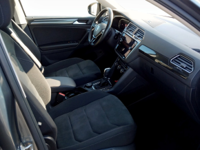 VW Tiguan Highline 2,0 TSI  DSG 4Mot thumbnail