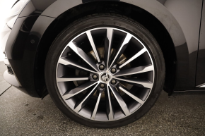 Škoda Superb Laurin & Klement TDI 4x4 DSG thumbnail