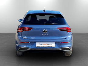 VW Golf Life 1.5 TSI DSG PHEV TD thumbnail