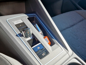 VW Golf Life 1.5 TSI DSG PHEV TD thumbnail