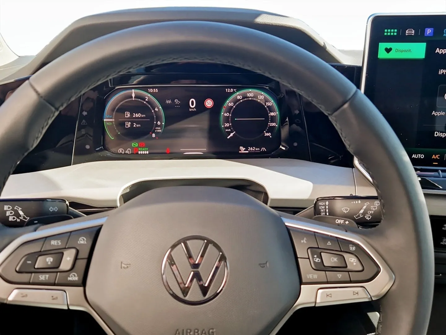 VW Golf Life 1.5 TSI DSG PHEV TD