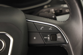 Audi Q5 Advanced 40 TDI quattro thumbnail