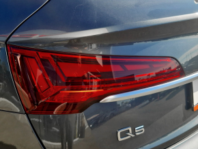 Audi Q5 Sportback 40 TDI quattro S line thumbnail