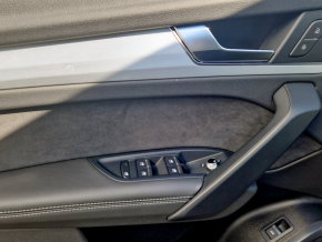 Audi Q5 Sportback 40 TDI quattro S line thumbnail