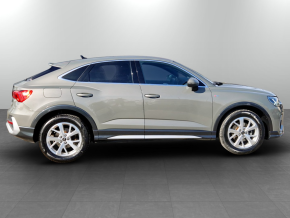 Audi Q3 Sportback S Line 35 TFSI thumbnail