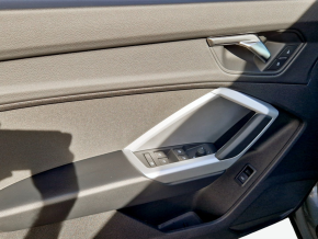 Audi Q3 Sportback S Line 35 TFSI thumbnail