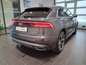 Audi Q8 50 TDI quattro thumbnail