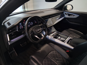 Audi Q8 50 TDI quattro thumbnail