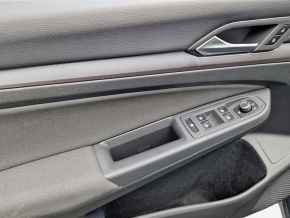 VW Golf Life 1.5 eTSI ACT DSG mild hyb TD thumbnail