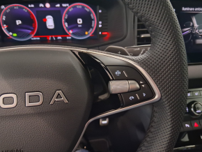 Škoda Karoq Sportline 2.0 TDI DSG thumbnail