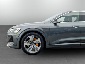 Audi e-tron SB S line 50 quattro thumbnail