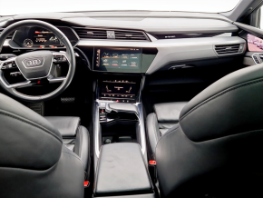 Audi e-tron SB S line 50 quattro thumbnail