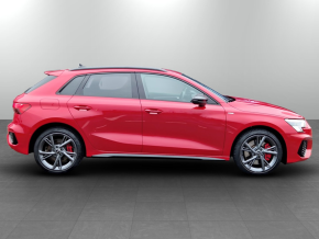 Audi A3 Sportback 45 TFSIe S line thumbnail