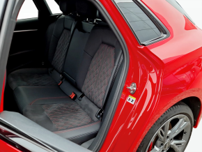 Audi A3 Sportback 45 TFSIe S line thumbnail