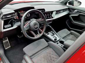 Audi A3 Sportback 45 TFSIe S line thumbnail