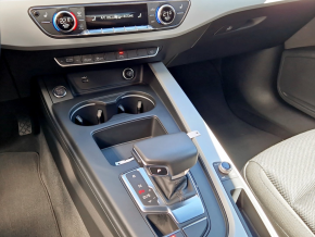 Audi A4 Limousine 40 TDI advanced quattro thumbnail