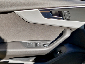 Audi A4 Limousine 40 TDI advanced quattro thumbnail