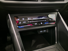 VW Noul Polo Life 1.0 TSI , 4 usi thumbnail