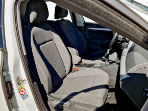 VW Noul Golf Life 1.0 TSI thumbnail