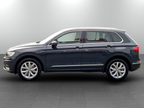 VW Tiguan Highline 2,0 TSI DSG 4Mot thumbnail