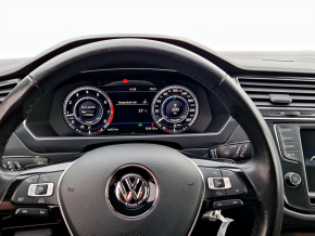 VW Tiguan Highline 2,0 TSI DSG 4Mot thumbnail