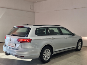 VW Passat Variant TDI SCR DSG thumbnail