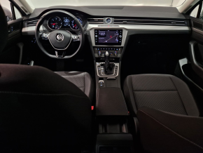 VW Passat Variant TDI SCR DSG thumbnail