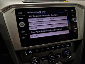 VW Passat Variant TDI SCR DSG thumbnail