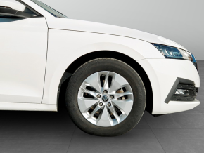 Škoda Octavia Ambition 2.0 TDI thumbnail