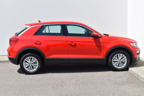VW T-Roc Base 1.6 TDI thumbnail
