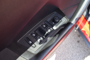 VW T-Roc Base 1.6 TDI thumbnail