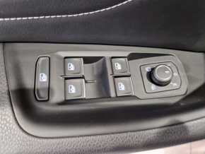 VW Arteon SB R-Line 2.0 TDI SCR DSG thumbnail