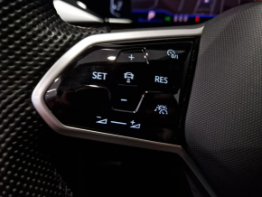 VW Arteon SB R-Line 2.0 TDI SCR DSG thumbnail